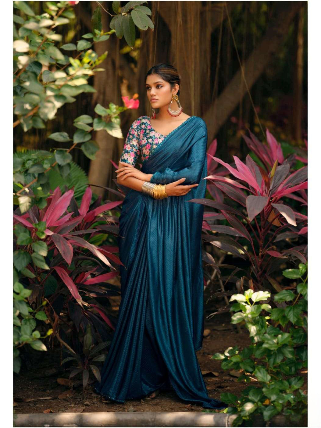Krisha Saree - Roop Darshan