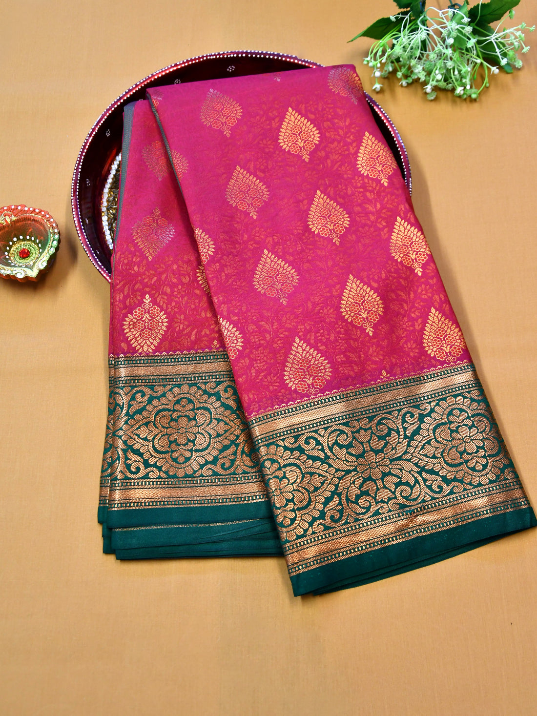 Mahi Saree - Roop Darshan