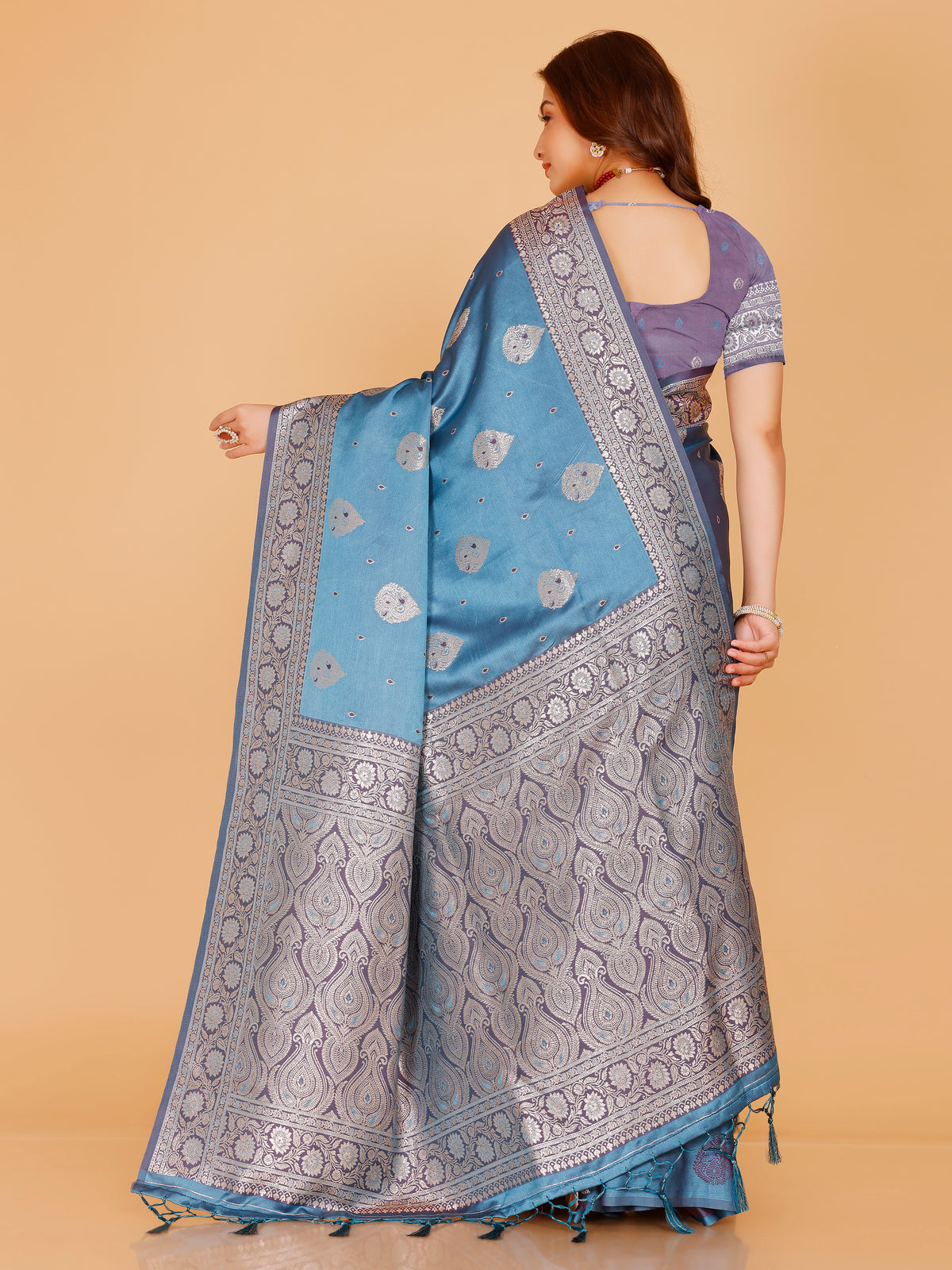 Pavitra Silk Zari Saree