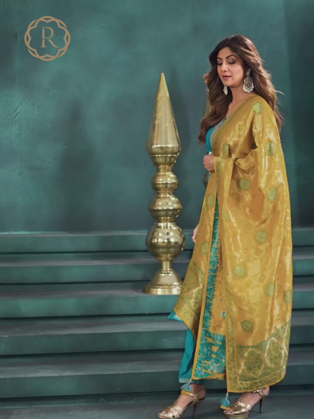 Aneri Kamiz &amp; Pant