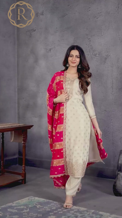 Krisha Straight Suit