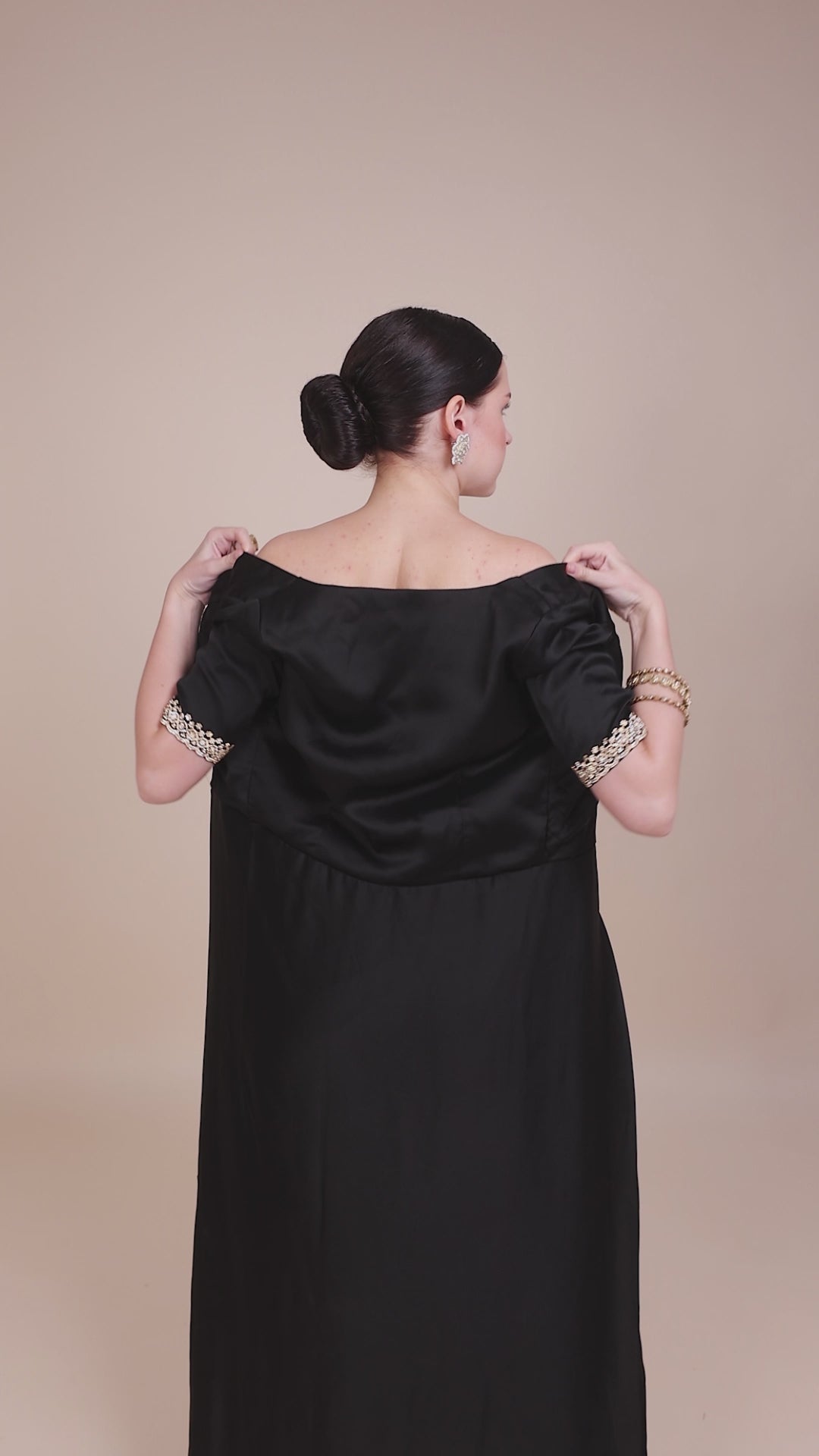 Vanya Ready to Wear Saree Gown