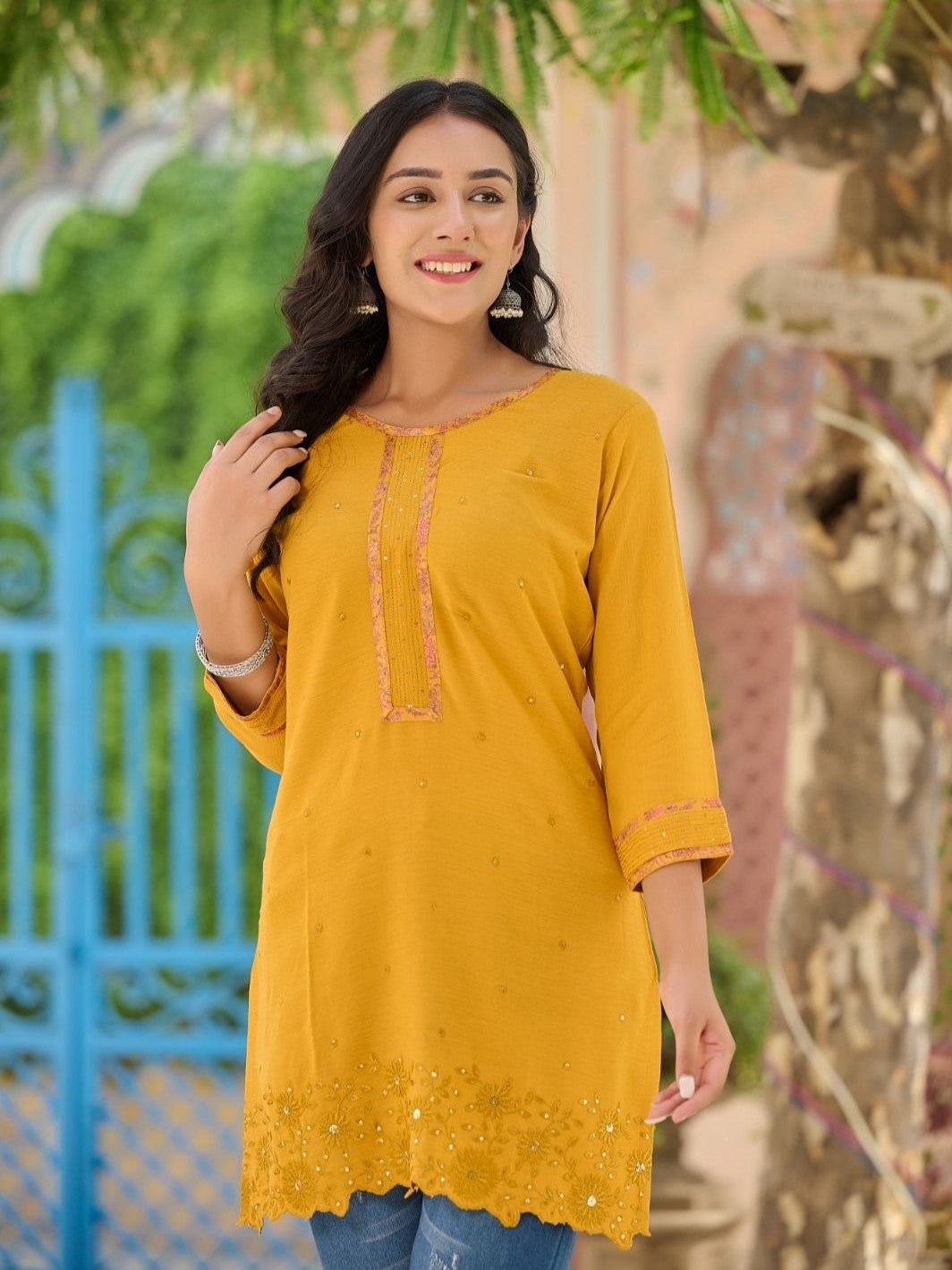 Mahima Short Kurti