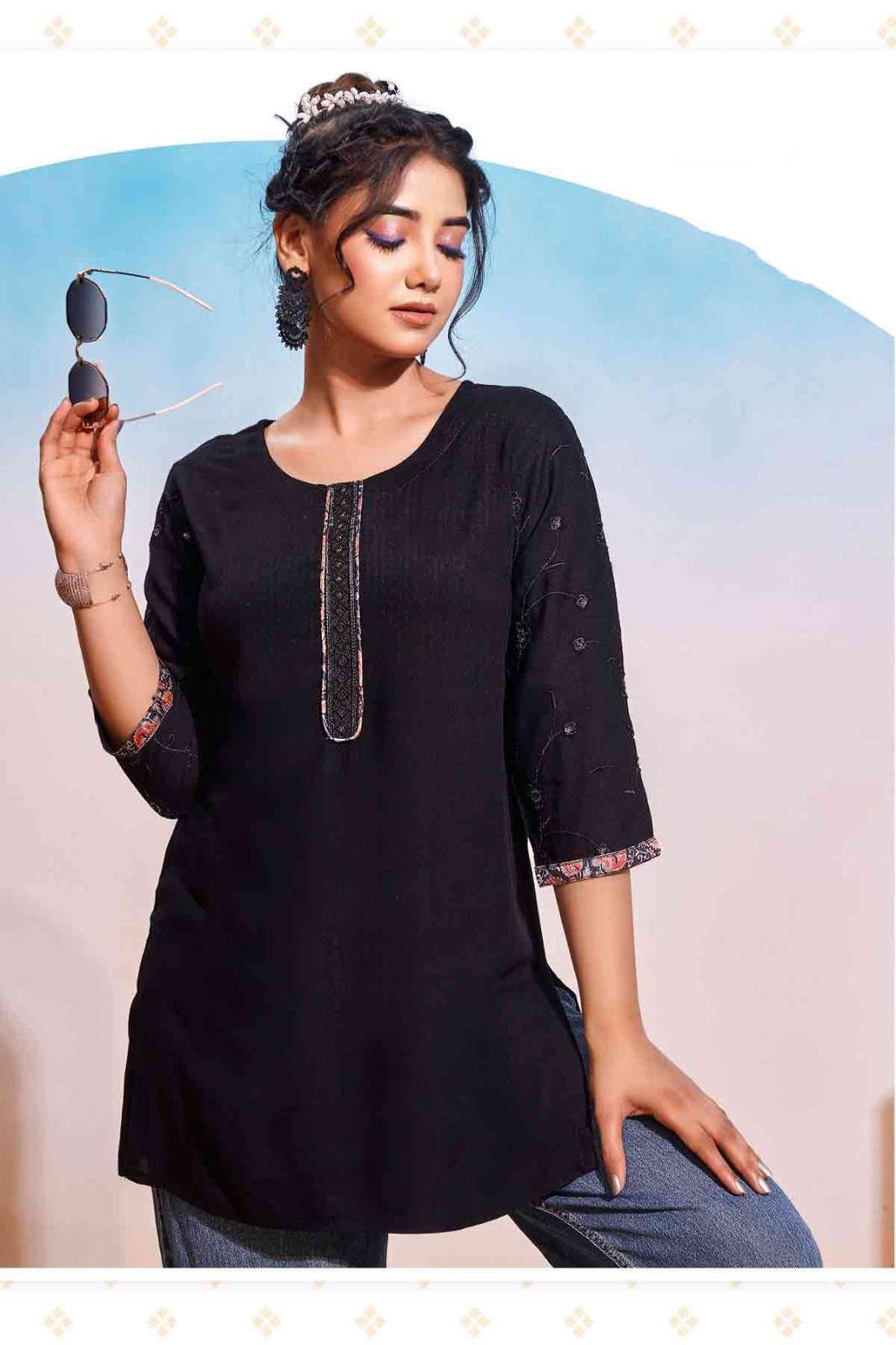Mahi Short Kurti - Roop Darshan