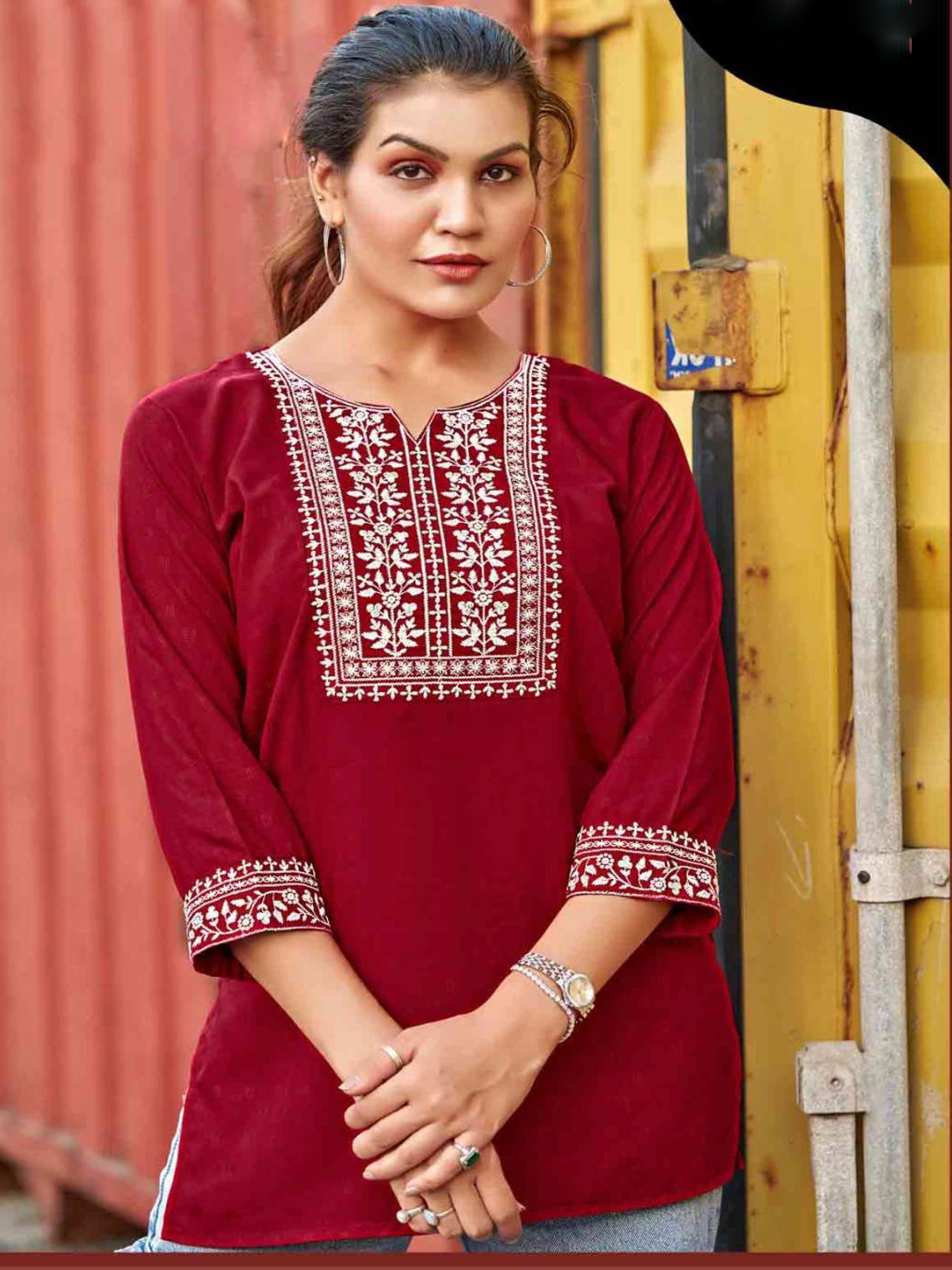 Geet Short Kurti