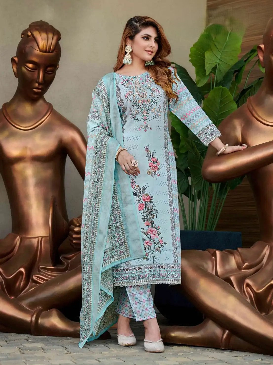 Kesha Kamiz &amp; Pant - Roop Darshan