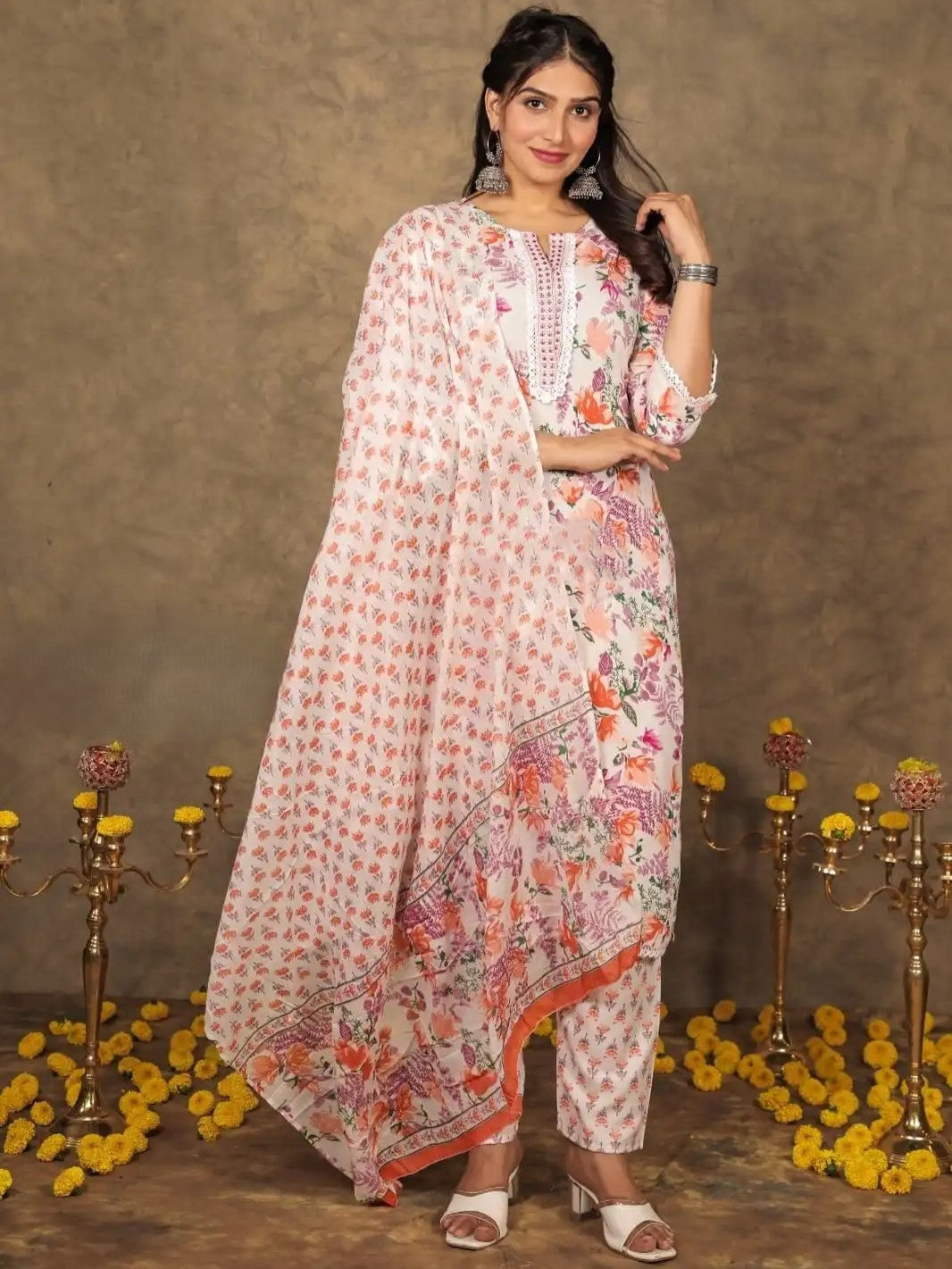 Yasmin Kamiz &amp; Pant - Roop Darshan