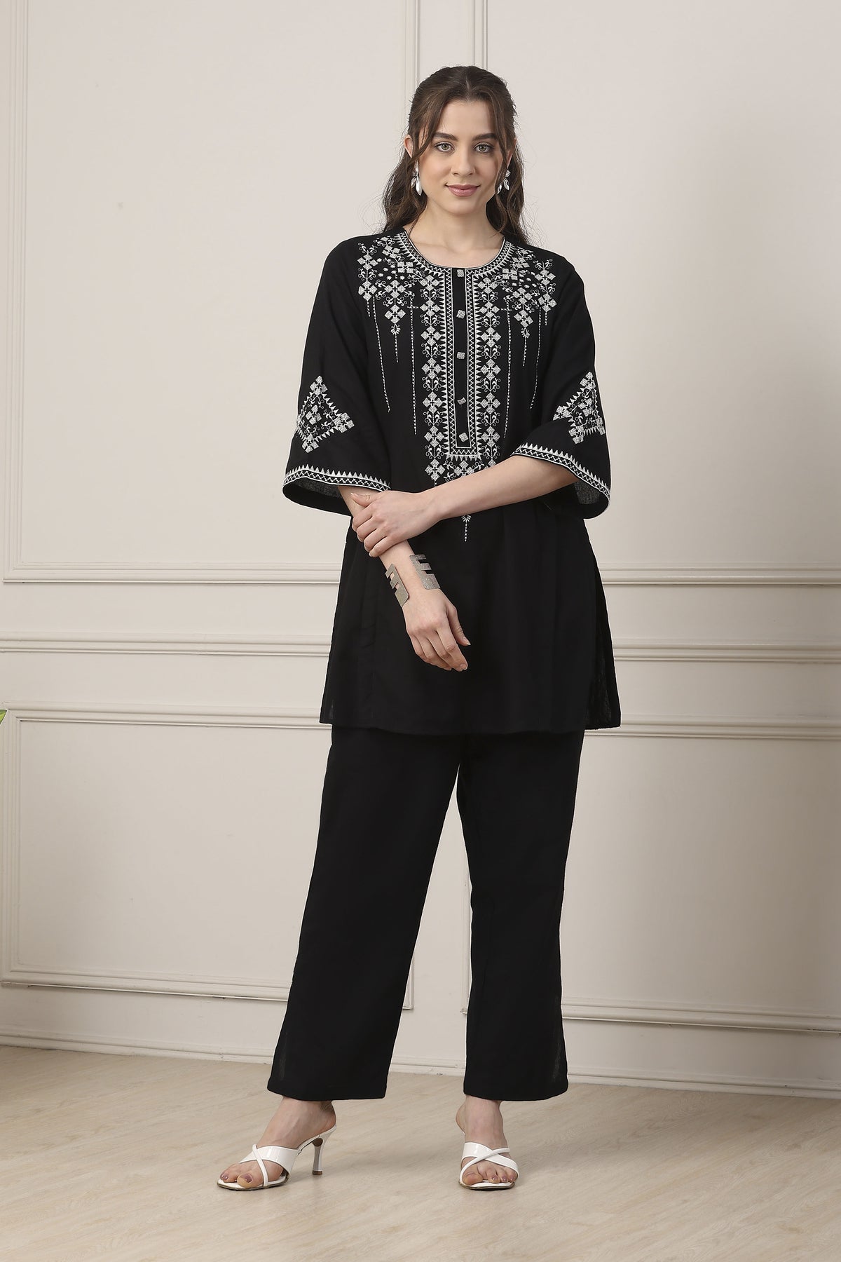 Biba Short Kurti With Pants - Roop Darshan