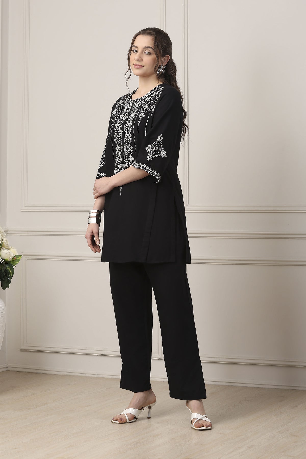 Biba Short Kurti With Pants - Roop Darshan