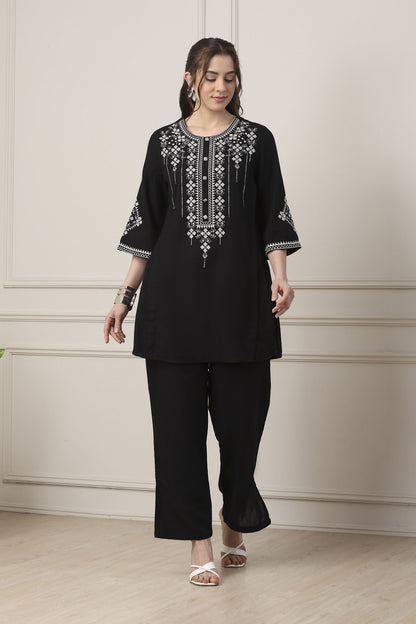 Biba Short Kurti With Pants - Roop Darshan