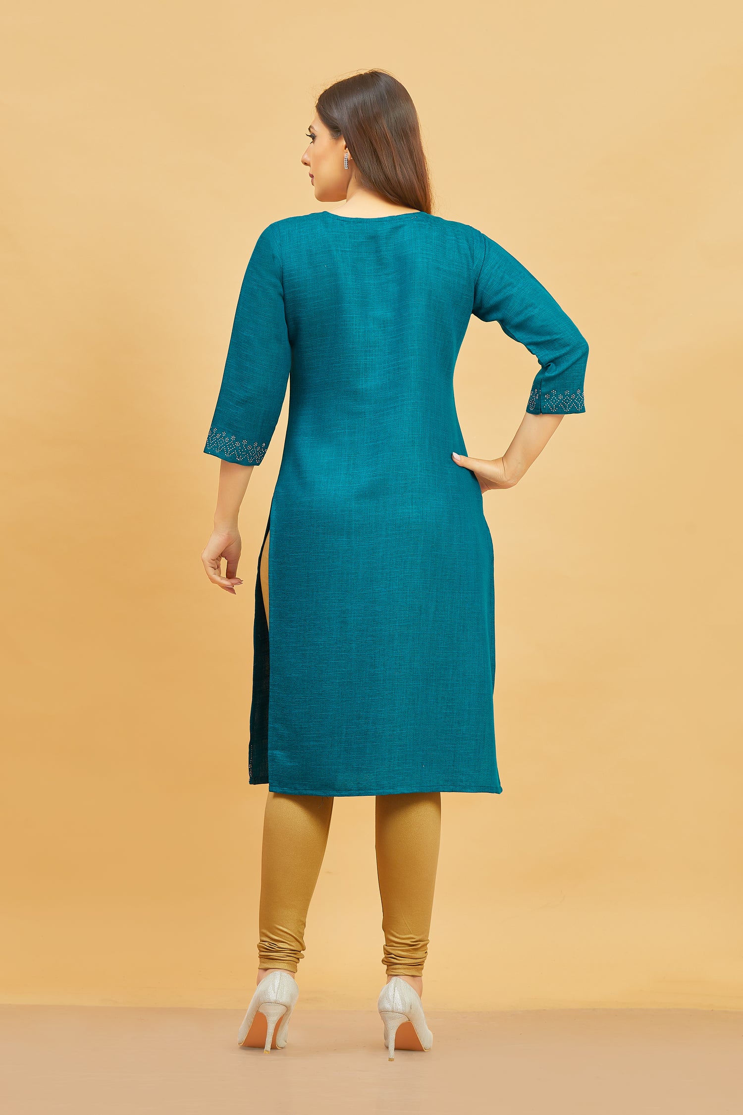 Kavya Kurti