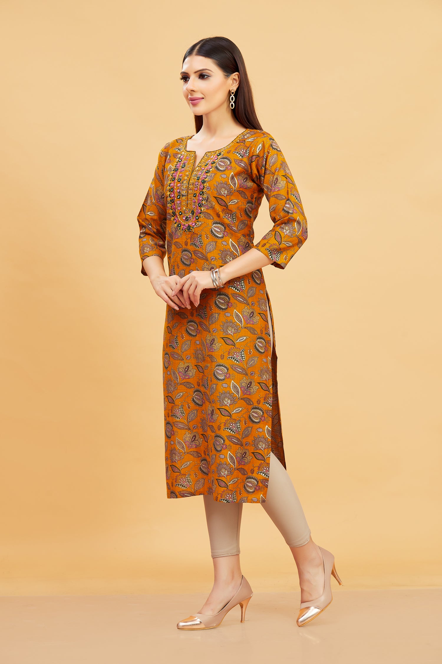 Helly Kurti