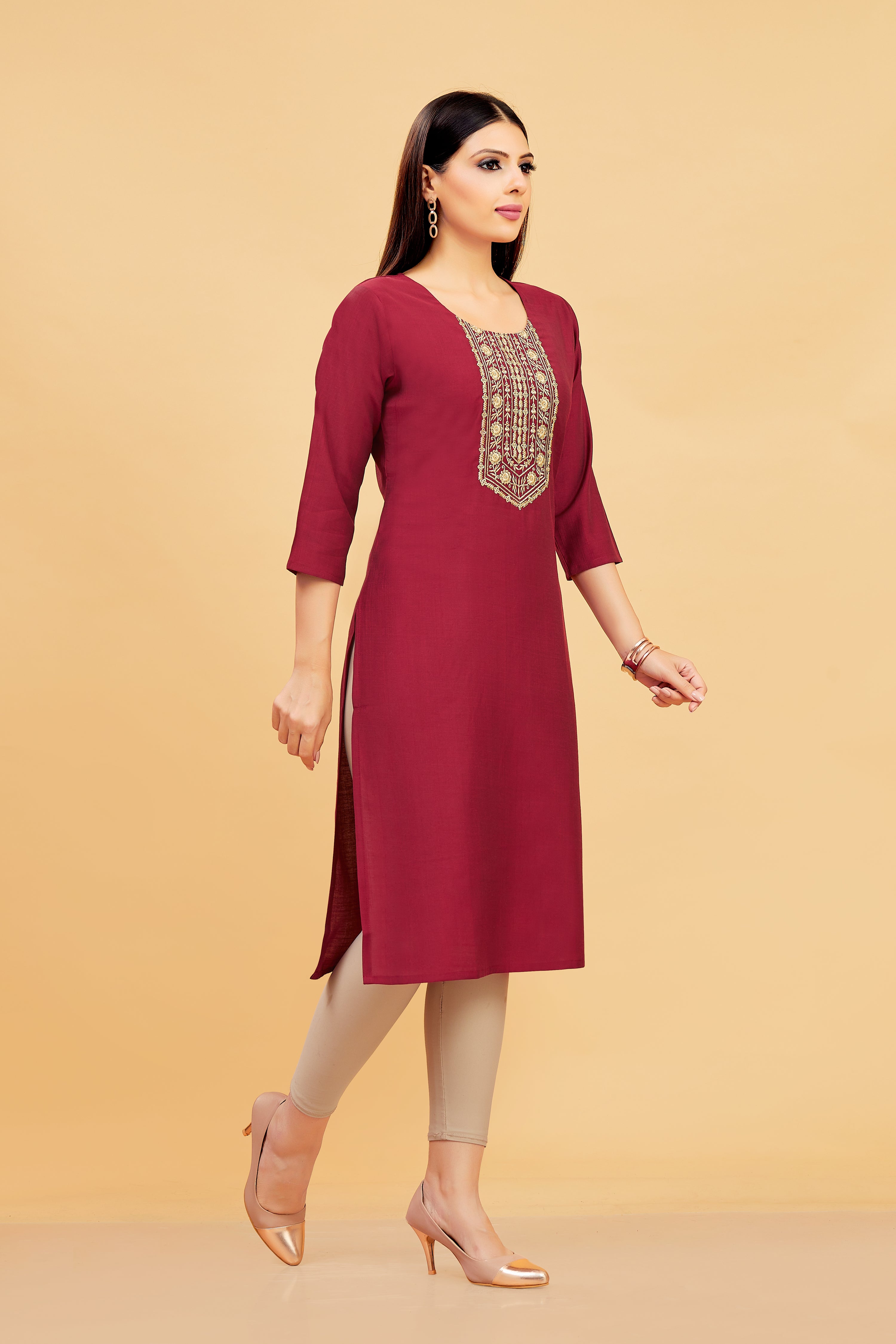 Tisqua Kurti - Roop Darshan
